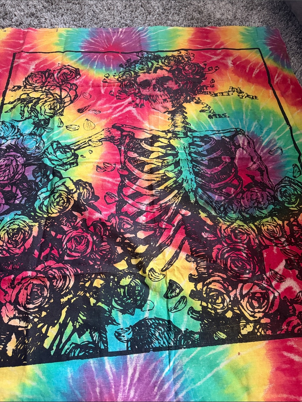 Multicolor Tie-Dye Skull & Rose Throw Blanket - Vibrant Rainbow